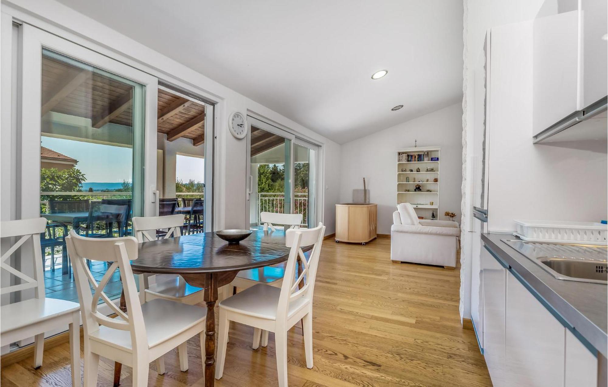 Nice Home In Krk With Kitchen Крк Экстерьер фото